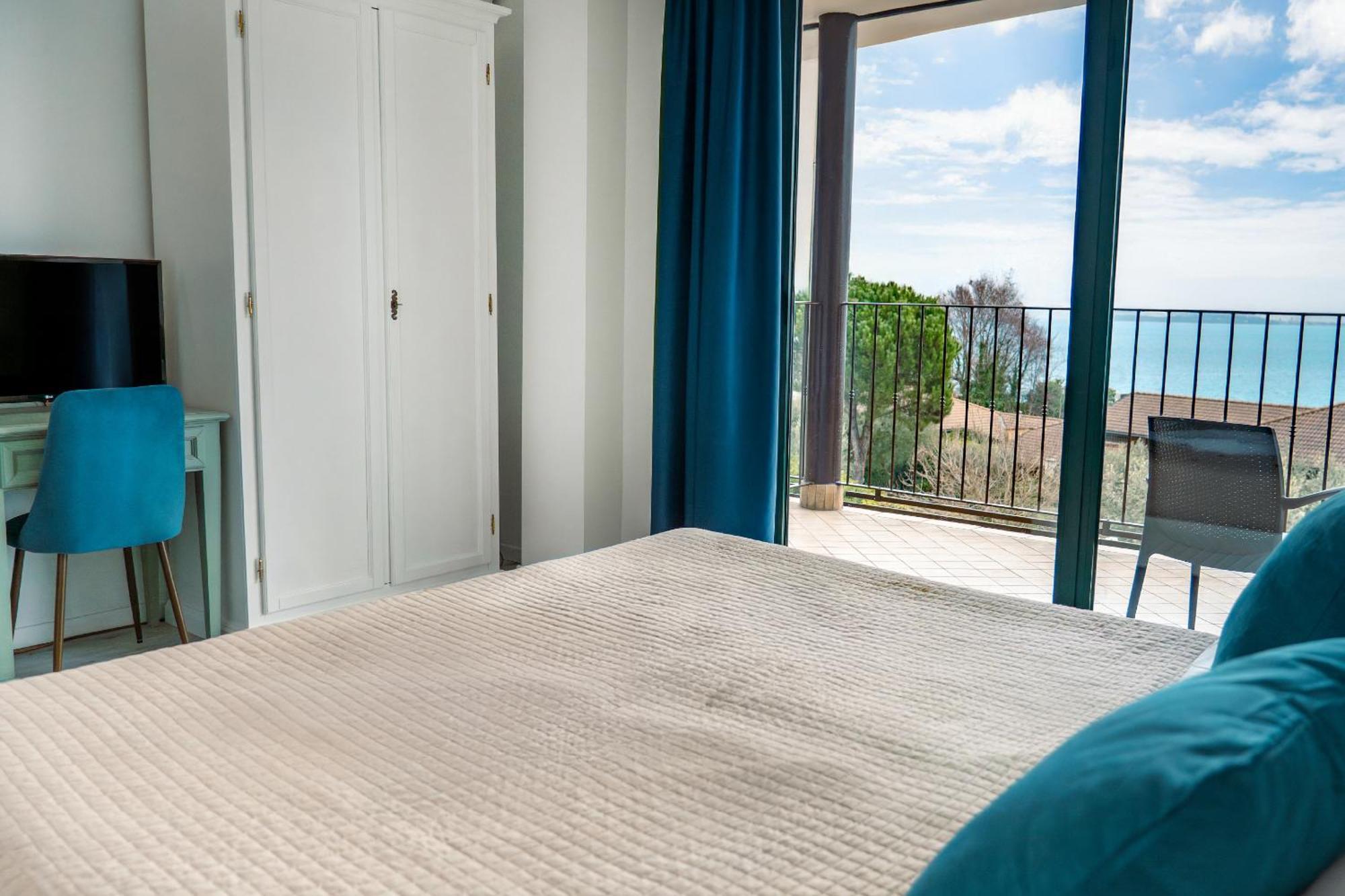 Ahg Riva Del Sole Hotel - Adults Only Moniga del Garda Ngoại thất bức ảnh