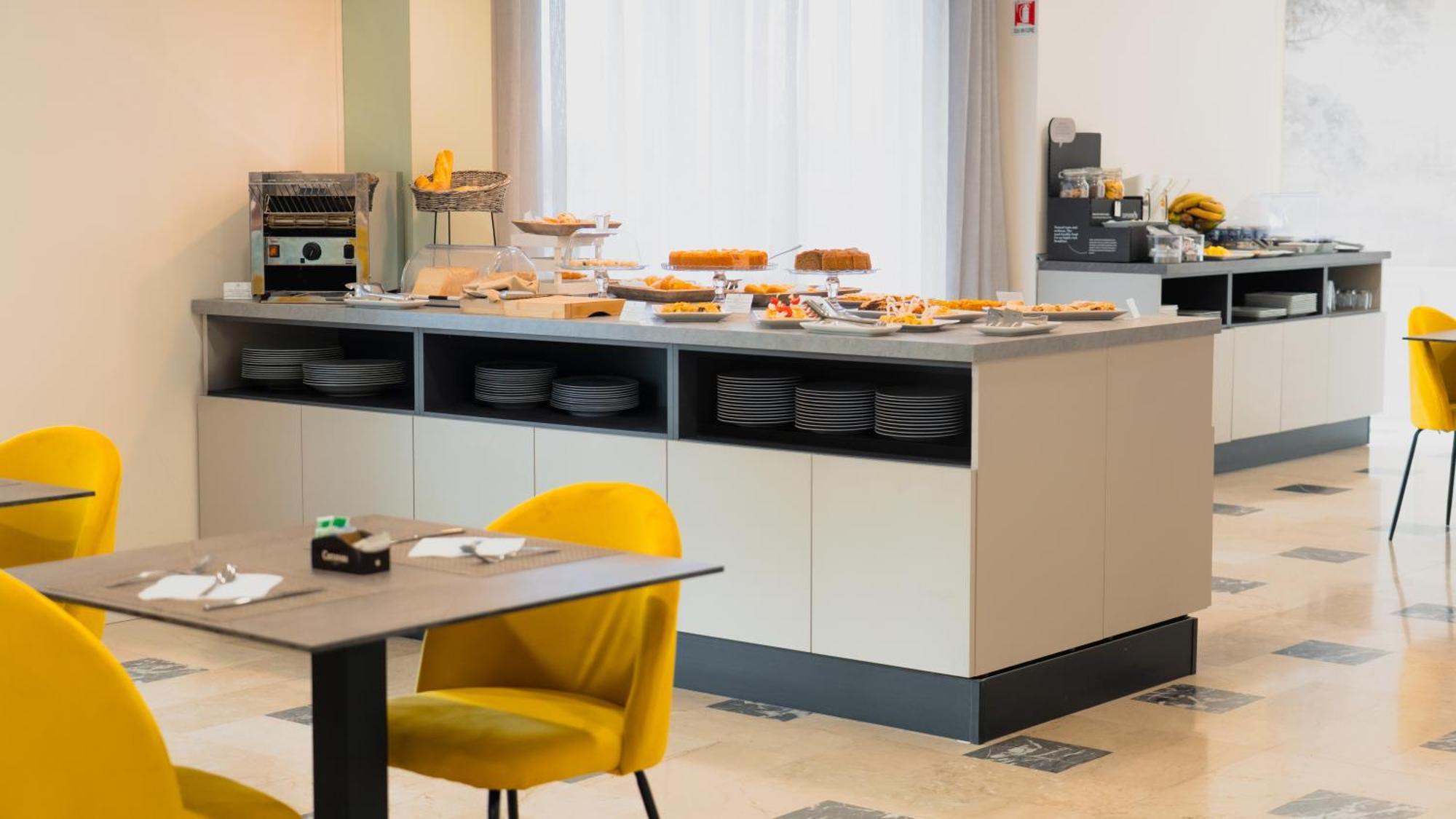 Ahg Riva Del Sole Hotel - Adults Only Moniga del Garda Ngoại thất bức ảnh